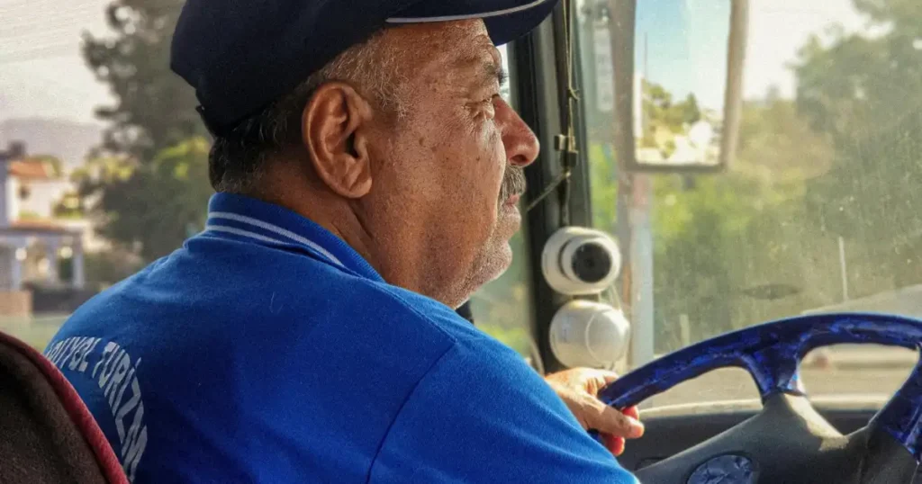 Grade 10 Applicants Can Apply for Driver Vacancies at Department of Labour